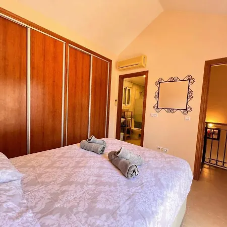 Mediterranean Style Quad House In Lomas De Cabo Roig Cr0663